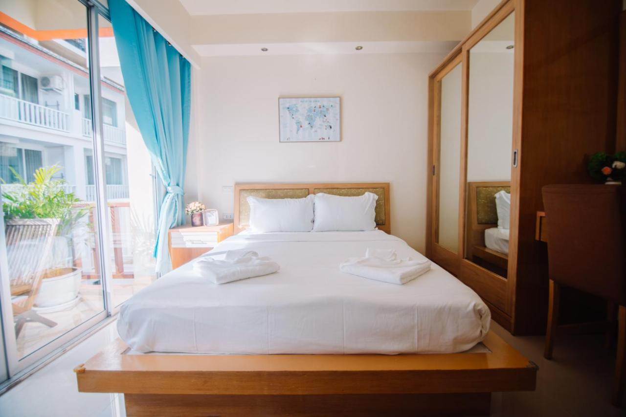 Patong Beach Side Hotel Екстер'єр фото